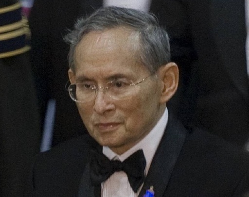 Regele Thailandei, monarhul cu cea mai îndelungată domnie din lume, a murit