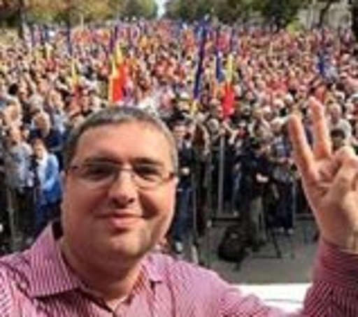 Usatîi recunoaşte că a dat bani pentru mituirea lui Vitalie Proca, dar susţine că a făcut acest gest ca martor într-un dosar dintr-o ţară UE