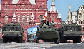 SUA îşi schimbă poziţia şi cer o reuniune cu Rusia pe tema încălcării Tratatului INF