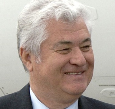 Voronin a anunţat că nu îl va susţine pe Dodon în al doilea tur de scrutin al prezidenţialelor din Republica Moldova