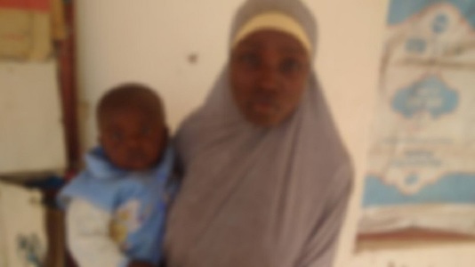 Armata din Nigeria anunţă că a eliberat una dintre "fetele de la Chibok"