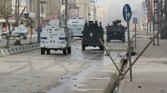 Doi copii ucişi şi alţi patru răniţi în sud-estul Turciei, în explozia unui dispozitiv exploziv improvizat atribuit PKK