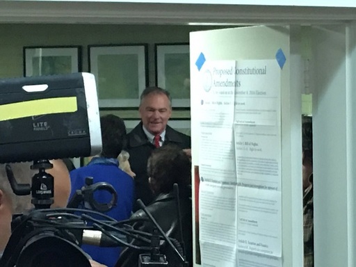 Candidatul democrat la vicepreşedinţie a votat