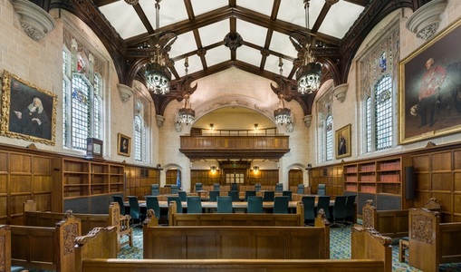 Curtea Supremă britanică anunţă că examinează apelul Guvernului împotriva hotărârii Înaltei Curţi de Justiţie de la Londra în perioada 5-8 decembrie; Stugeron vrea să apere hotărârea în instanţă