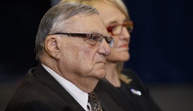 Alegătorii din Arizona l-au concediat pe şeriful republican Joe Arpaio, înlocuit de democratul Paul Penzone