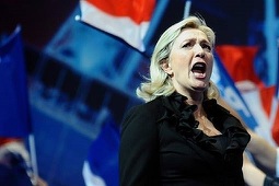 Marine Le Pen speră să obţină în alegerile prezidenţiale franceze din aprilie 2017 o victorie ca cea a lui Donald Trump