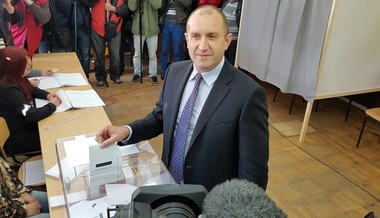 Prorusul Rumen Radev, noul preşedinte al Bulgariei