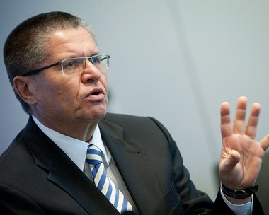 Rusia: Ministrul Economiei a fost reţinut de procurori pentru luare de mită