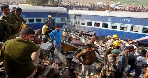 Bilanţul victimelor accidentului feroviar din India a ajuns la cel puţin 133 de morţi şi peste 200 de răniţi