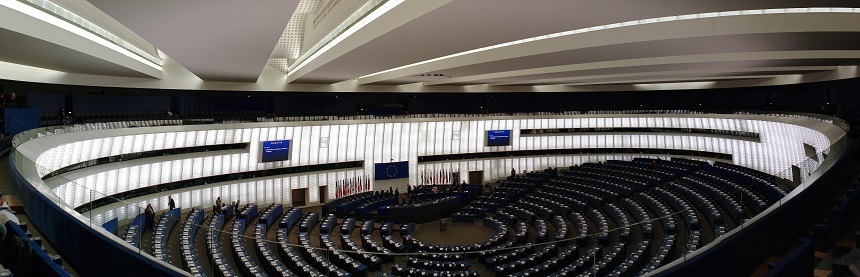 Parlamentul European adoptă o moţiune cu caracter neconstrângător prin care îndeamnă la suspendarea temporară a negocierilor de aderare a Turciei la UE