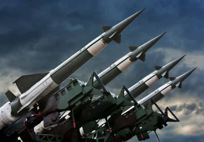 Rusia acuză Ucraina că vrea să testeze rachete deasupra Crimeei şi l-a convocat pe ataşatul militar al Kievului