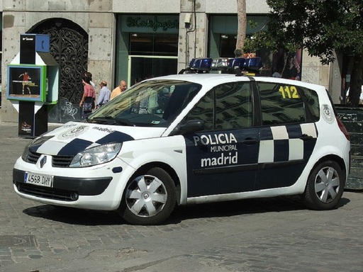 Autorităţile spaniole au arestat patru bărbaţi suspectaţi de legături cu autorii atentatelor de la Paris