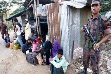 Premierul Malaeziei cere intervenţia comunităţii internaţionale pentru a pune capăt ”genocidului” minorităţii Rohingya din Myanmar