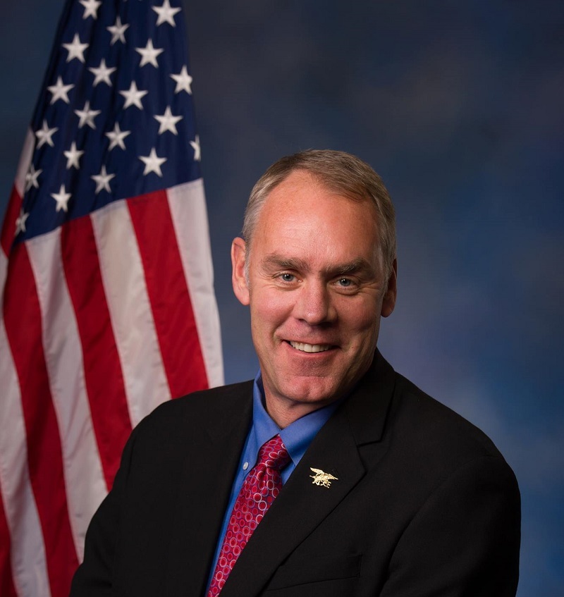 Donald Trump l-a numit pe congresmanul Ryan Zinke la conducerea Departamentului de Interne