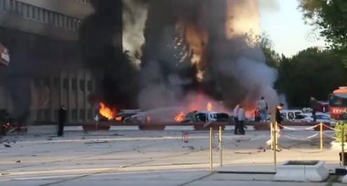 O explozie puternică s-a produs într-o secţie de poliţie din Damasc