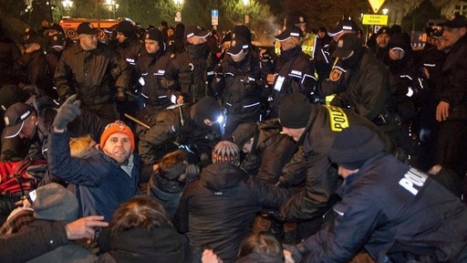 Preşedintele polonez Andrzej Duda se întâlneşte cu liderii opoziţiei în a treia zi de proteste antiguvernamentale