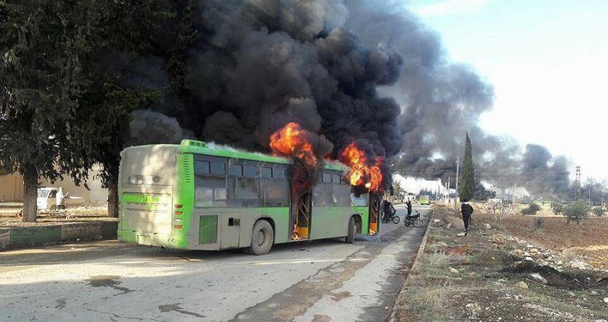 Cel puţin cinci autobuze trimise să evacueze oameni din satele siriene Foua şi Kafraya, arse - ONG