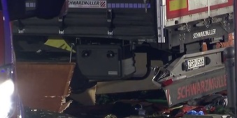 Camionul care a intrat în mulţime la Berlin fusese furat cu câteva ore înainte de atac, sugerează datele GPS