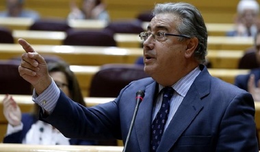 Poliţia anchetează un contact al lui Amri cu un eventual terorist din Spania, anunţă ministrul de Interne