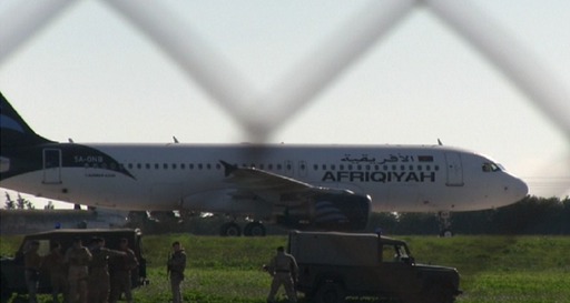 Cei doi piraţi ai aerului libieni, inculpaţi în Malta, unde riscă închisoarea pe viaţă