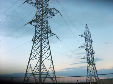 Hackerii ruşi au pătruns în reţeau electrică americană printr-un atac cibernetic asupra unui furnizor din Vermont (presă)