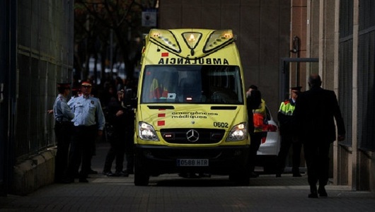 O persoană şi-a pierdut viaţa, iar alte două au fost rănite într-un schimb de focuri de armă la Barcelona