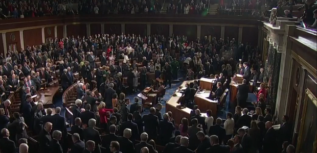 Congresul american a certificat votul Colegiului Electoral şi l-a declarat oficial învingător în alegerile prezidenţiale pe Donald Trump