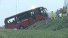 Patru morţi şi 27 de răniţi în Franţa, după ce un autocar cu turişti a derapat din cauza poleiului