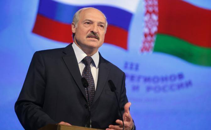 Belarus a ridicat obligativitatea vizelor pentru şederi de scurtă durată în cazul cetăţenilor din 80 de ţări