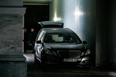 Autorităţile elene l-au găsit mort pe consulul rus Andrei Malanin în locuinţa sa din Atena