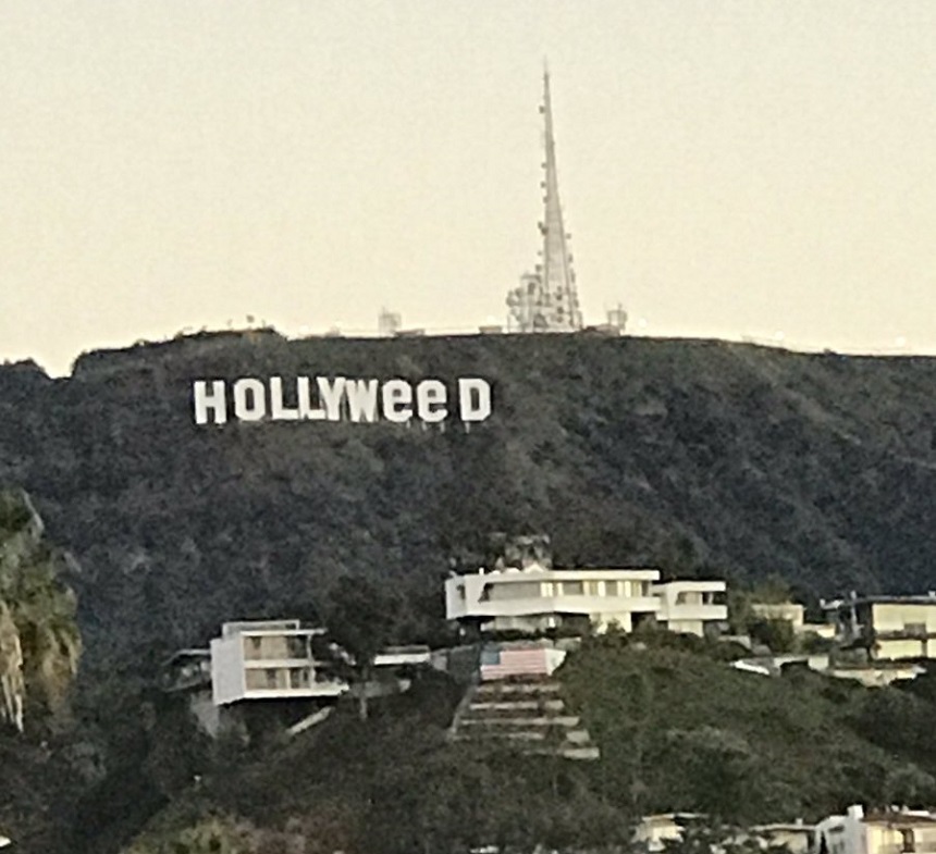 SUA: Un artist american s-a predat autorităţilor după ce a vandalizat semnul Hollywood în ajunul Anului Nou pentru a scrie ”Hollyweed”