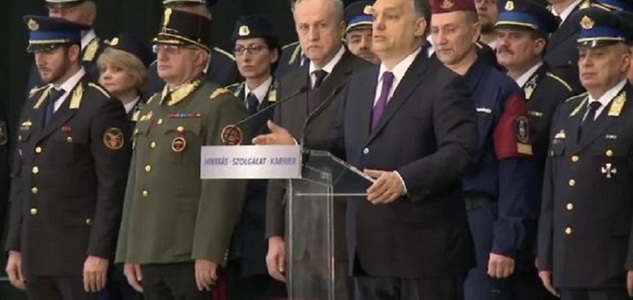 Orban sfidează Bruxellesul şi anunţă că vrea ca migranţii să fie plasaţi sistematic în detenţie