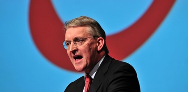 May să publice un plan detaliat cu privire la Brexit până la jumătatea lui februarie, îndeamnă Parlamentul