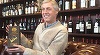 O sticlă de whisky semnată de Trump, cumpărată cu 6.000 de lire sterline de un pilot canadian la o licitaţie în Scoţia