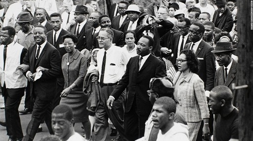 Trump îi aduce un omagiu lui Martin Luther King şi se întâlneşte cu fiul acestuia, după atacurile contra lui John Lewis