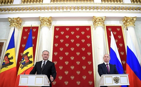 Putin pledează din nou pentru federalizarea R. Moldova, ca soluţie la criza transnistreană, cu ocazia vizitei lui Dodon la Moscova