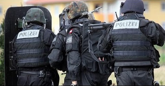 Un bărbat suspectat că pregătea un atentat la Viena, arestat de poliţia austriacă