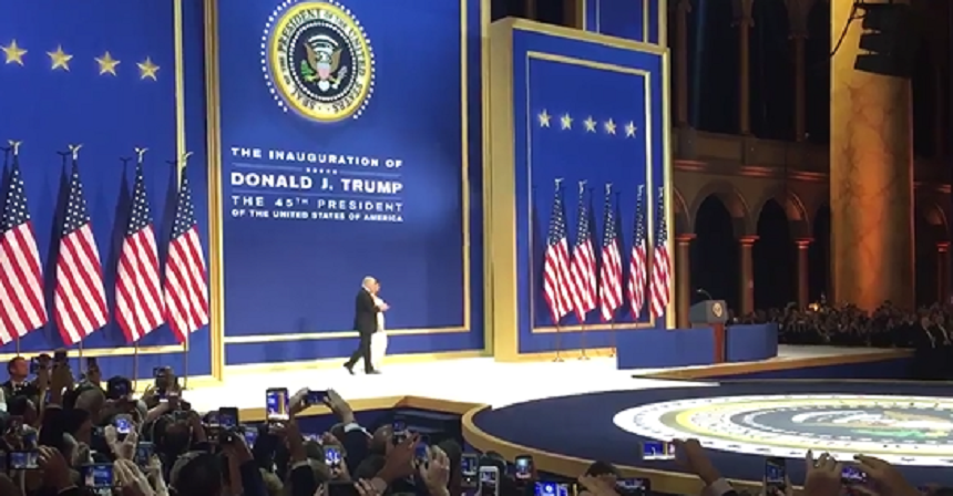Familia Trump a dansat cu militari la al treilea bal de învestire - VIDEO