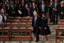 Trump şi-a început prima zi plină ca preşedinte cu o slujbă religioasă