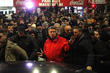 Presa internaţională scrie despre referendumul pe marginea proiectului de graţiere şi amnistie anunţat de preşedintele Iohannis