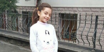 Bana Alabed, fata care a scris pe Twitter din Alepul asediat, îl îndeamnă pe Trump, într-o scrisoare deschisă, să facă ”ceva pentru copiii din Siria pentru că sunt ca şi copiii dumneavoastră şi merită pacea”