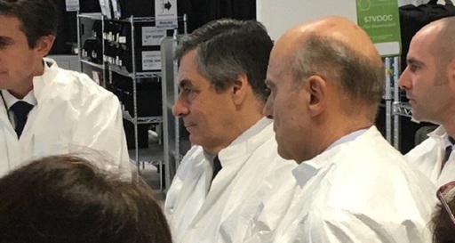 Fillon denunţă ”dispreţul şi misoginismul” unui articol în care Le Canard enchaîné sugerează că şi-a angajat soţia fictiv 