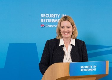Secretarul britanic pentru Afaceri Interne a avertizat că politica lui Trump privind imigranţii este o „ocazie de propagandă” pentru islamişti