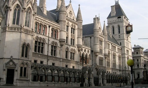 Înalta Curte de Justiţie de la Londra respinge un recurs care cerea ca Guvernul să obţină aprobarea Parlamentului în vederea ieşirii din spaţiul economic european