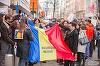 Zeci de români au ieşit în stradă la Berlin şi la Bruxelles pentru a protesta faţă de ordonanţa de urgenţă. FOTO