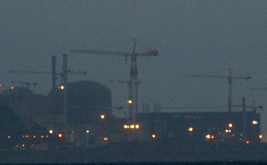 Cinci persoane intoxicate cu fum în urma unei explozii la o centrală nucleară în Franţa. UPDATE
