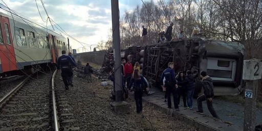 Bilanţul accidentului de tren din Belgia a crescut la un mort şi 20 de răniţi