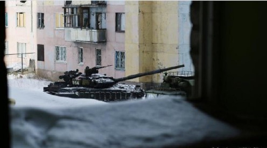 Un acord de încetare a focului intră în vigoare luni în estul Ucrainei