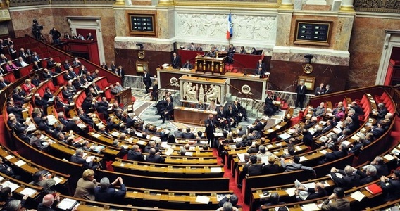 Peste 150 de parlamentari îi cer lui Hollande să recunoască Palestina