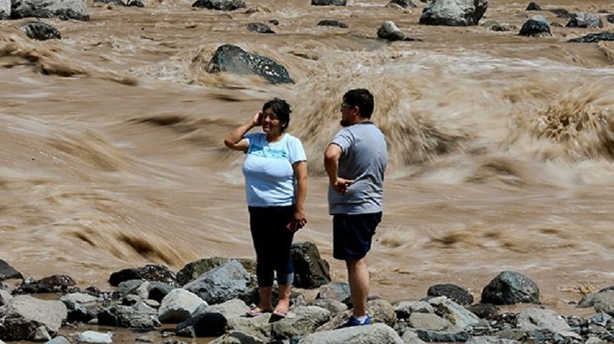 Cel puţin trei morţi şi un milion de gospodării fără apă în Chile, în urma unor inundaţii